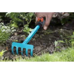 Combisysteem Handharkje - Gardena -Goedkope Groen Tuin Geluk Winkel combisysteem handharkje gardena 4 4