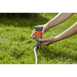 Comfort Cirkelsproeier Vario - Gardena -Goedkope Groen Tuin Geluk Winkel comfort cirkelsproeier vario gardena 3 11