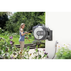 Roll-up Auto Met Broes - 35m - Wit - Gardena 11 Roll-up Auto Met Broes - 35m - Wit - Gardena -Goedkope Groen Tuin Geluk Winkel roll up auto met broes 35m wit gardena 5 9